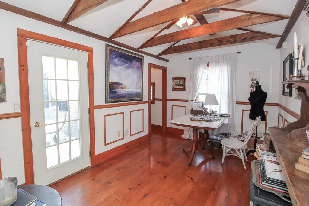 6 Summer Street Hallowell ME 04347