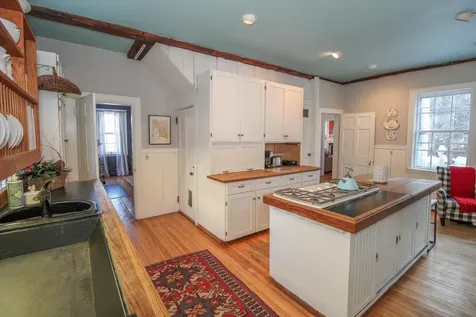 6 Summer Street Hallowell ME 04347