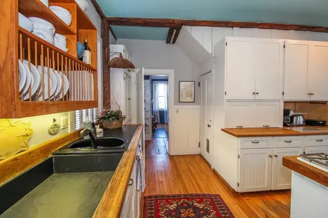 6 Summer Street Hallowell ME 04347
