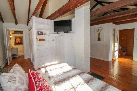 6 Summer Street Hallowell ME 04347