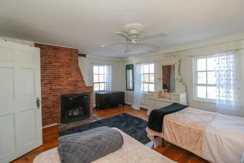 6 Summer Street Hallowell ME 04347