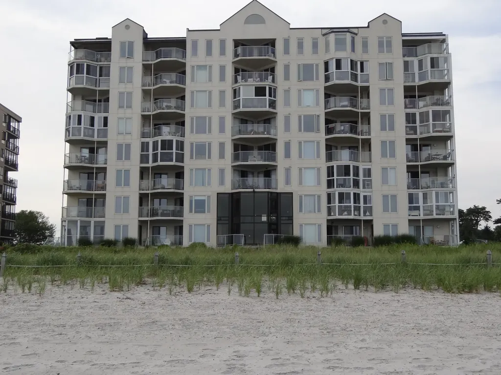 207 East Grand Avenue Old Orchard Beach ME 04064