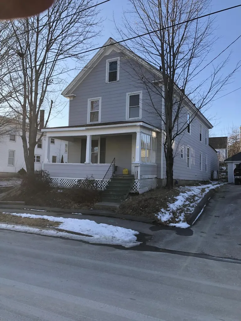 44 S Chestnut Street Augusta ME 04330
