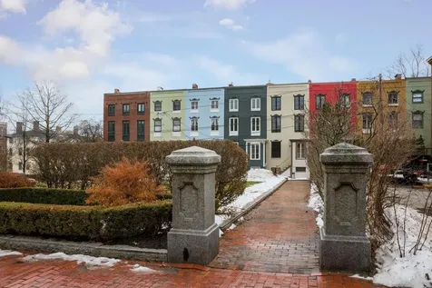 4 Stratton Place Portland ME 04101