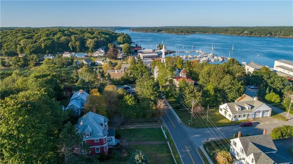 243 Ocean Point Road Boothbay ME 04544