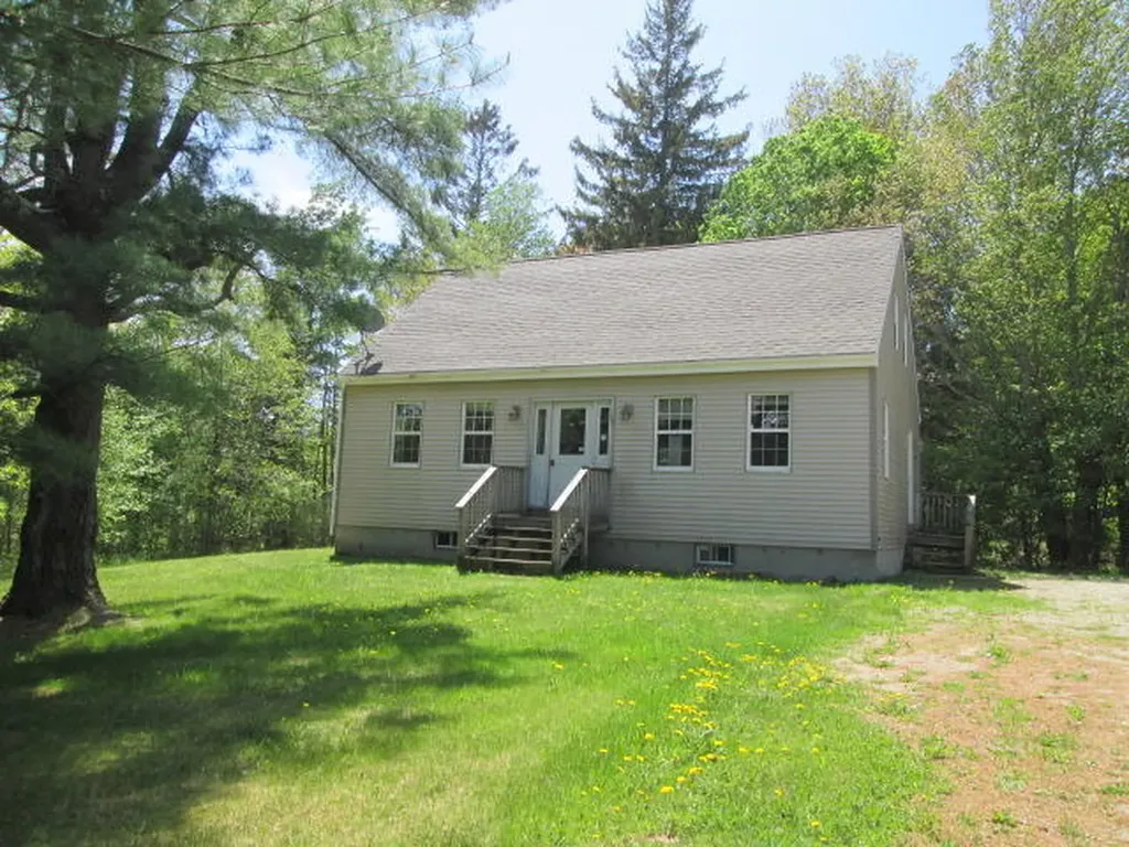 15 Trundy Road Searsport ME 04974