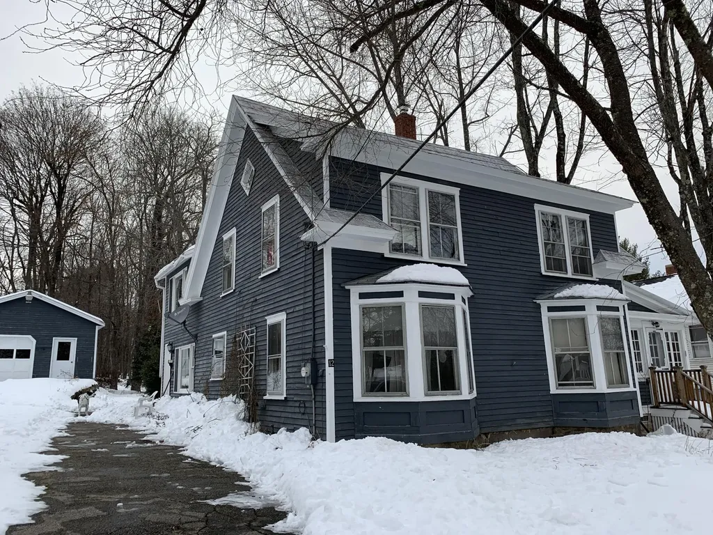 12 Locust Hill Road Limerick ME 04048