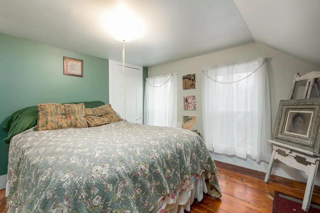 115 Collins Mills Road West Gardiner ME 04345