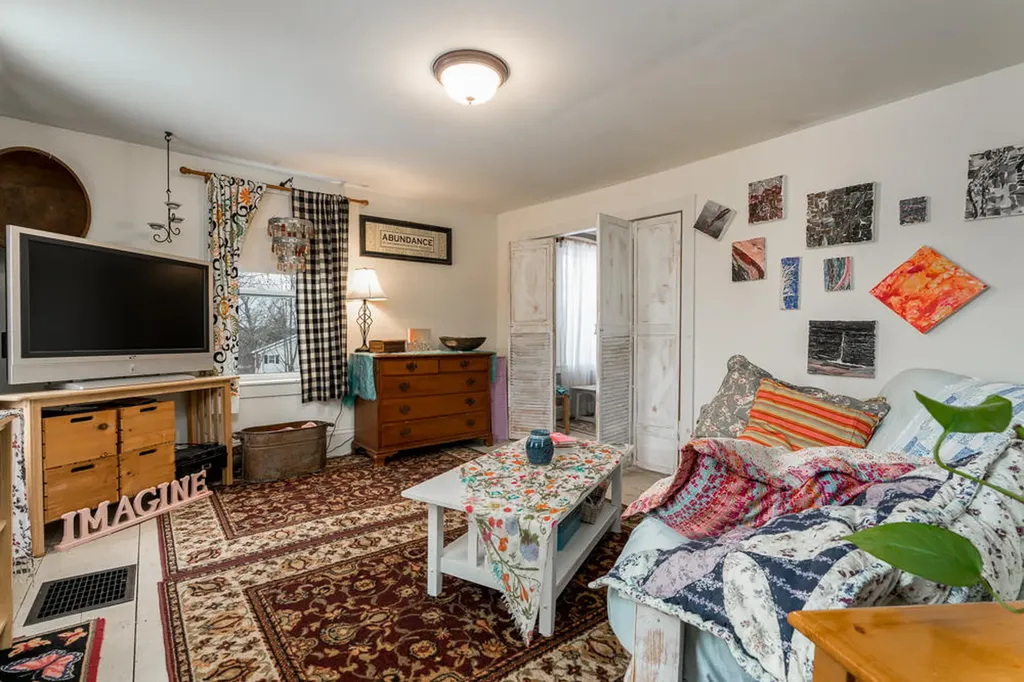 115 Collins Mills Road West Gardiner ME 04345