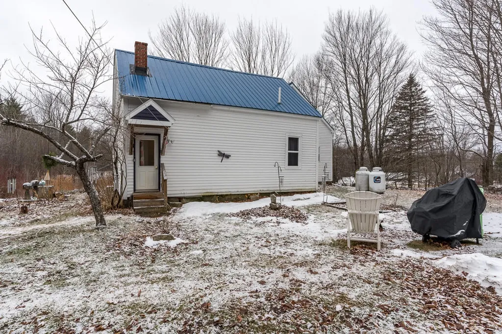 115 Collins Mills Road West Gardiner ME 04345