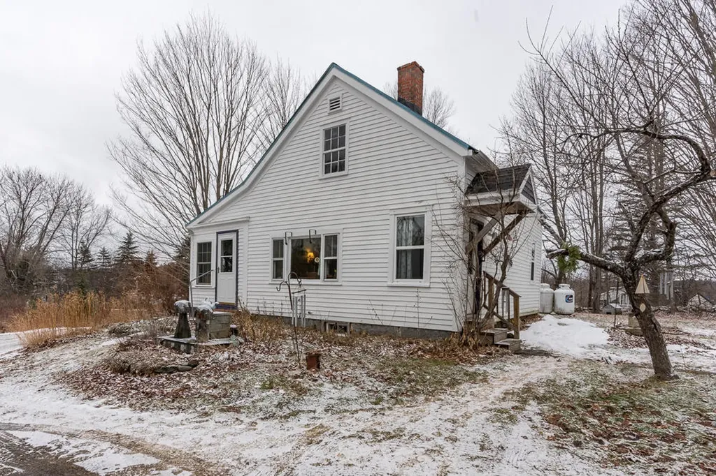 115 Collins Mills Road West Gardiner ME 04345