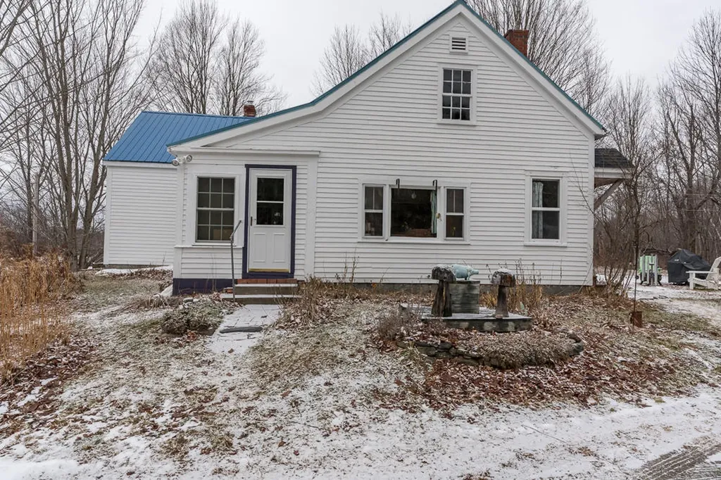 115 Collins Mills Road West Gardiner ME 04345