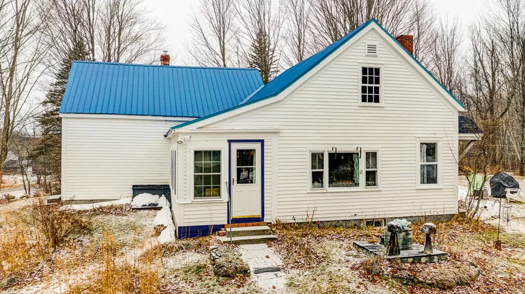 115 Collins Mills Road West Gardiner ME 04345