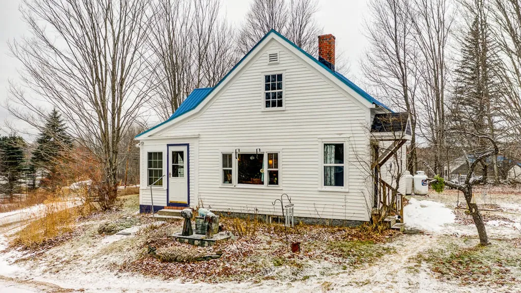 115 Collins Mills Road West Gardiner ME 04345