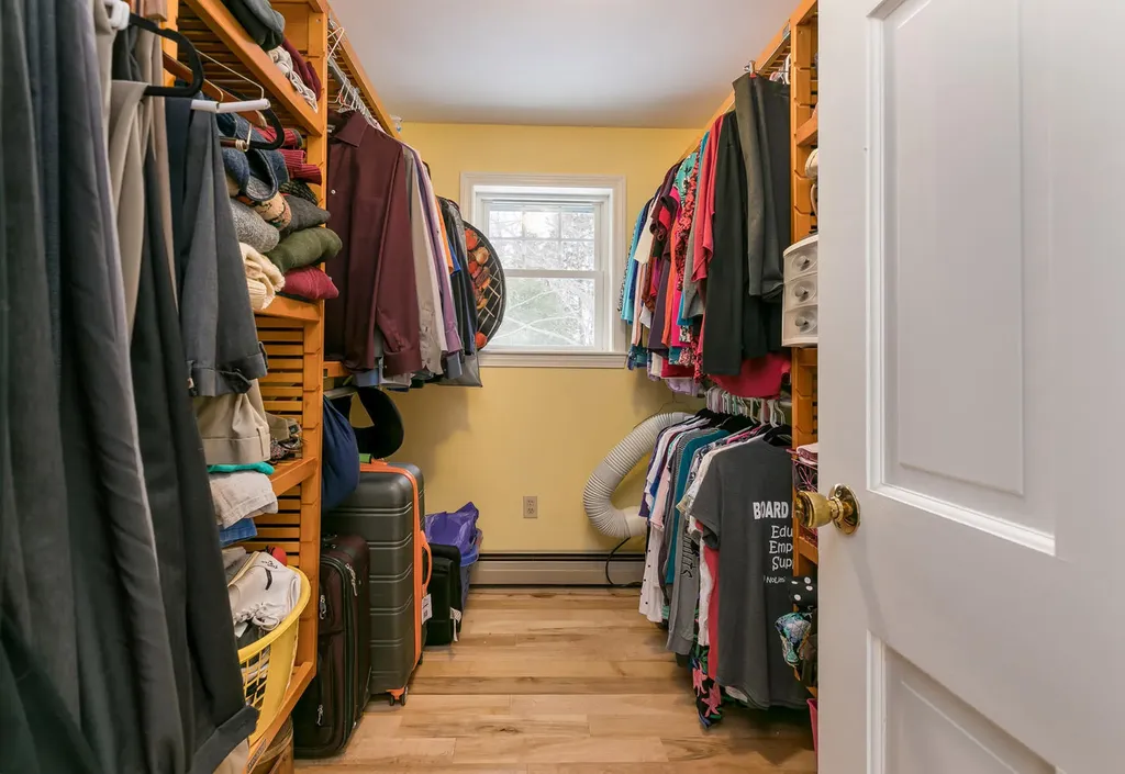11 Hampton Circle Scarborough ME 04074