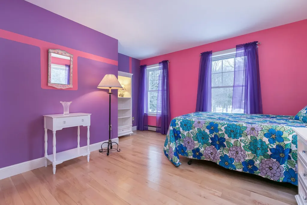 11 Hampton Circle Scarborough ME 04074