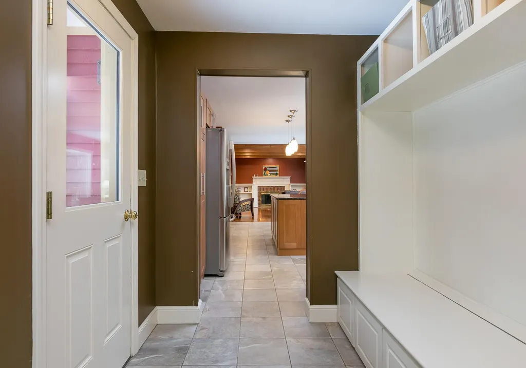 11 Hampton Circle Scarborough ME 04074