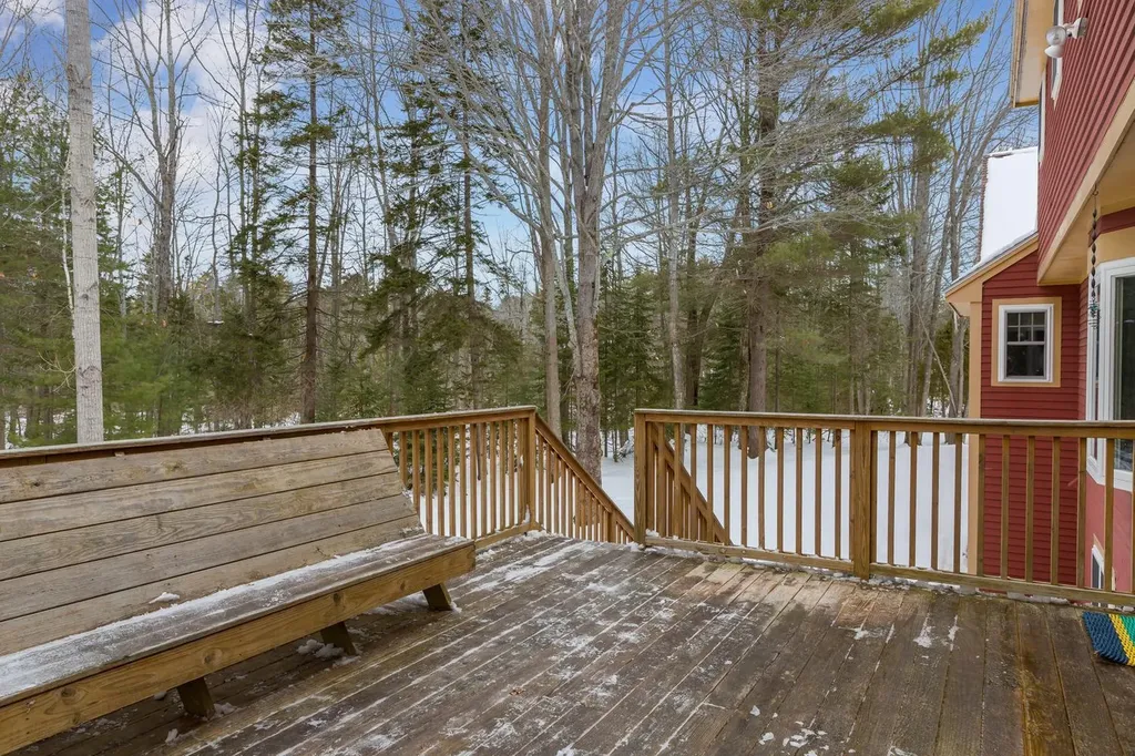 11 Hampton Circle Scarborough ME 04074