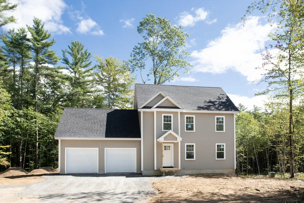 8 Riverbend Drive Berwick ME 03901
