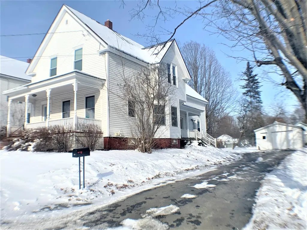 27 Kelsey Street Waterville ME 04901