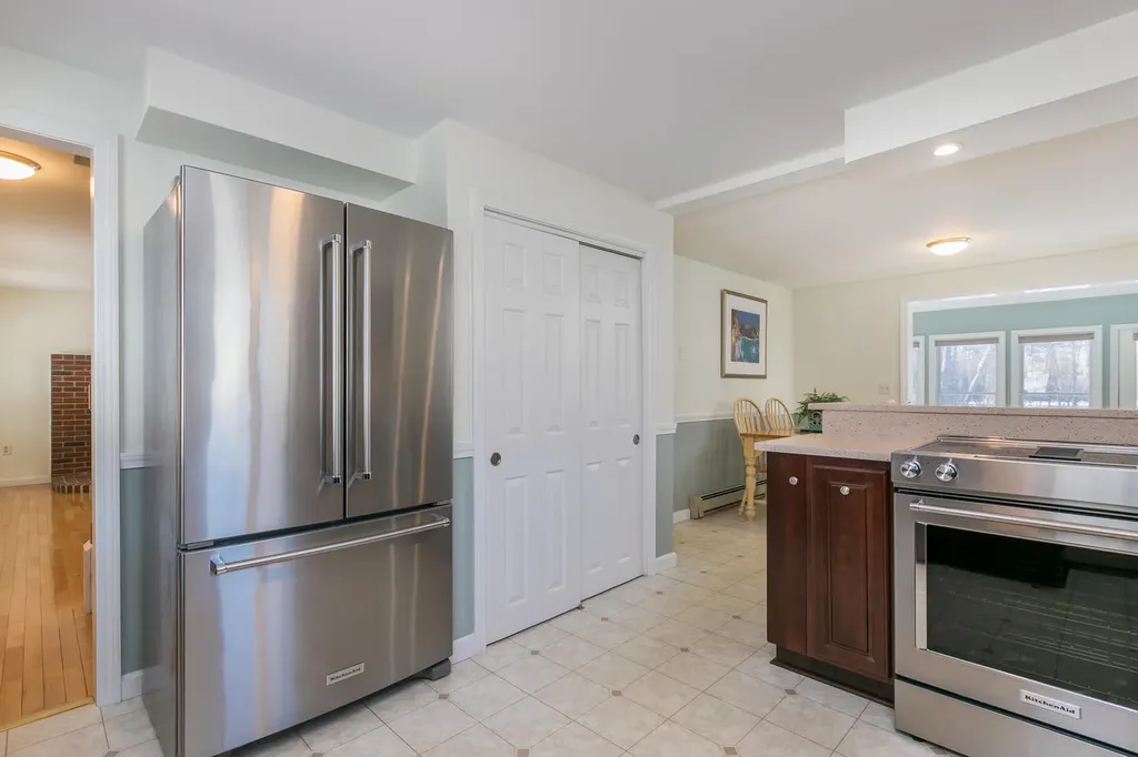 72 Winding Way Yarmouth ME 04096