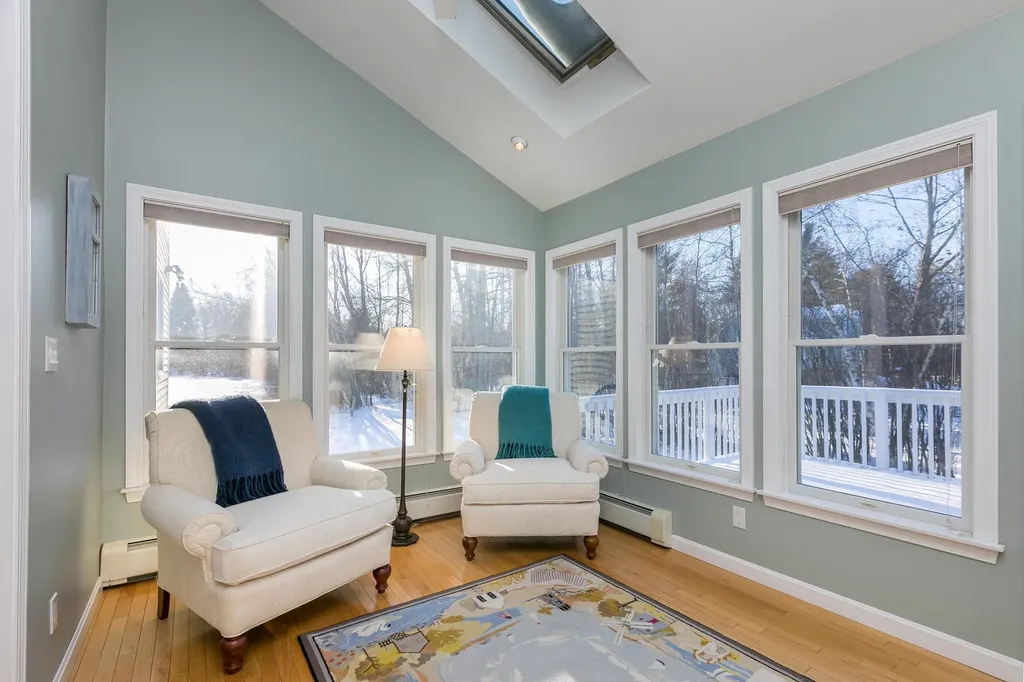 72 Winding Way Yarmouth ME 04096