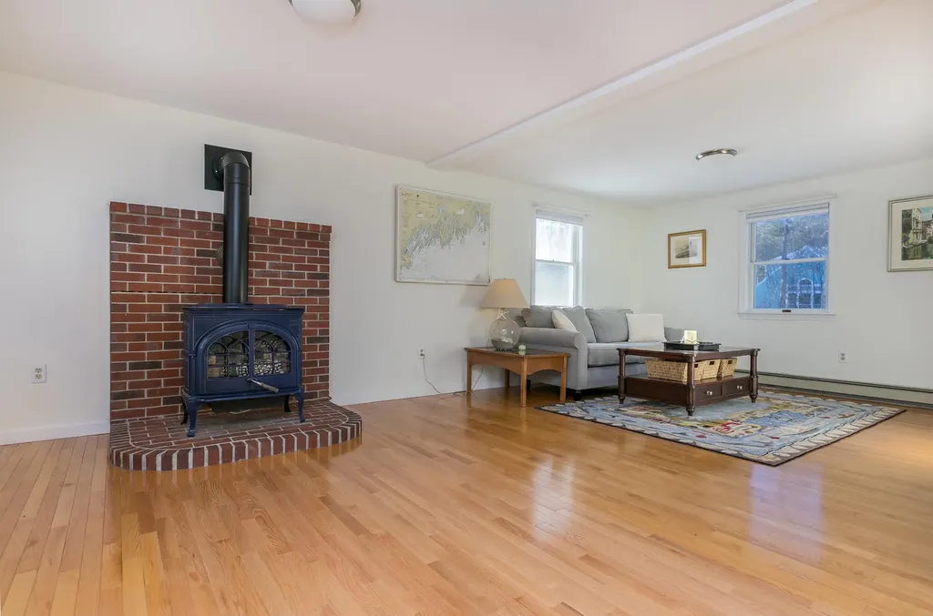 72 Winding Way Yarmouth ME 04096