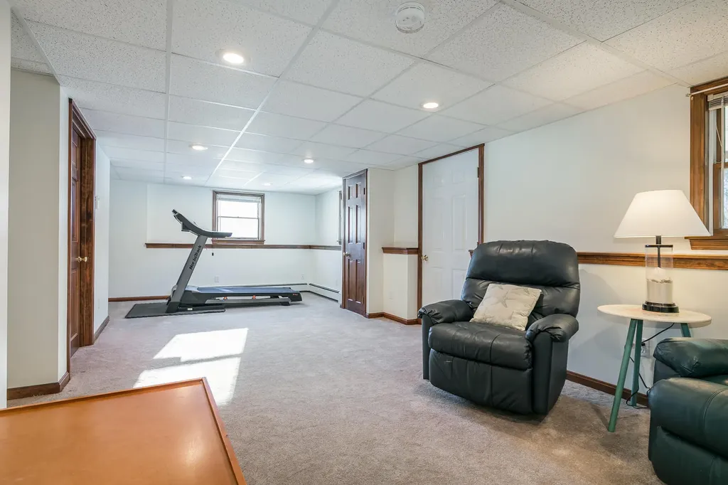 72 Winding Way Yarmouth ME 04096