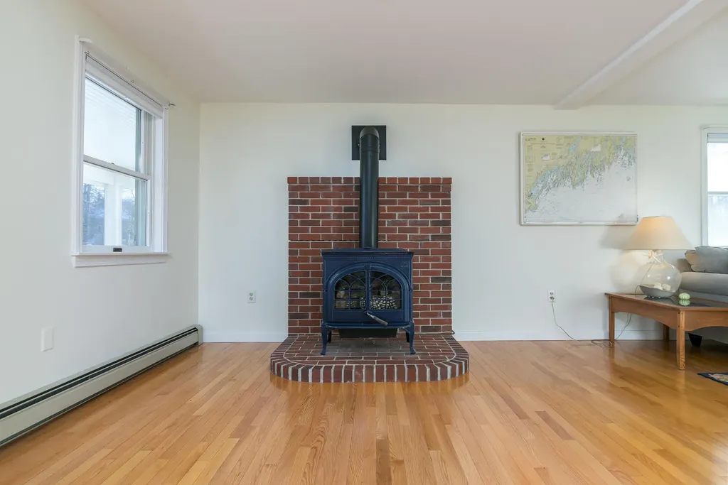 72 Winding Way Yarmouth ME 04096