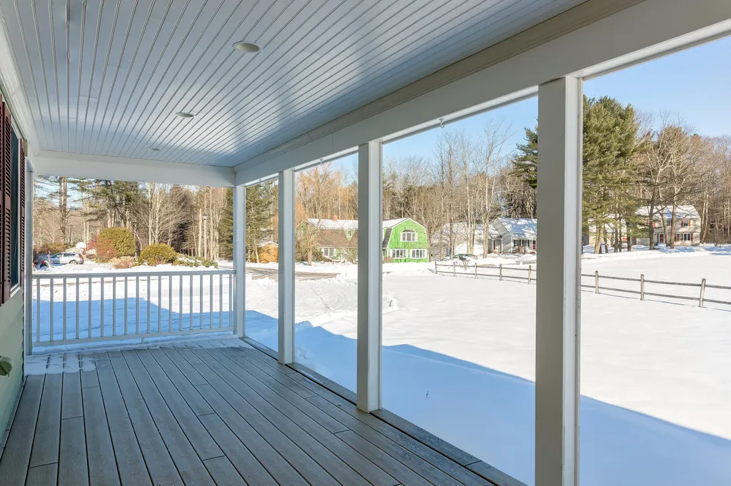 72 Winding Way Yarmouth ME 04096