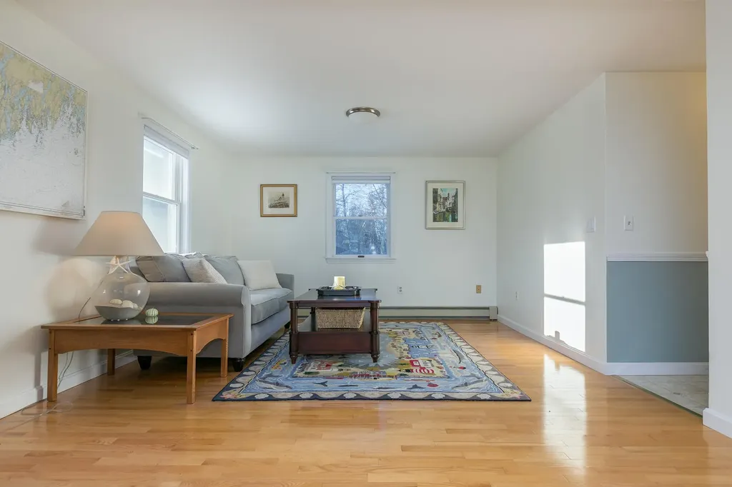 72 Winding Way Yarmouth ME 04096