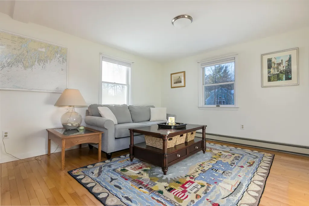 72 Winding Way Yarmouth ME 04096