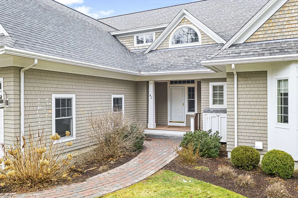100 Sandpiper Lane Kittery ME 03904