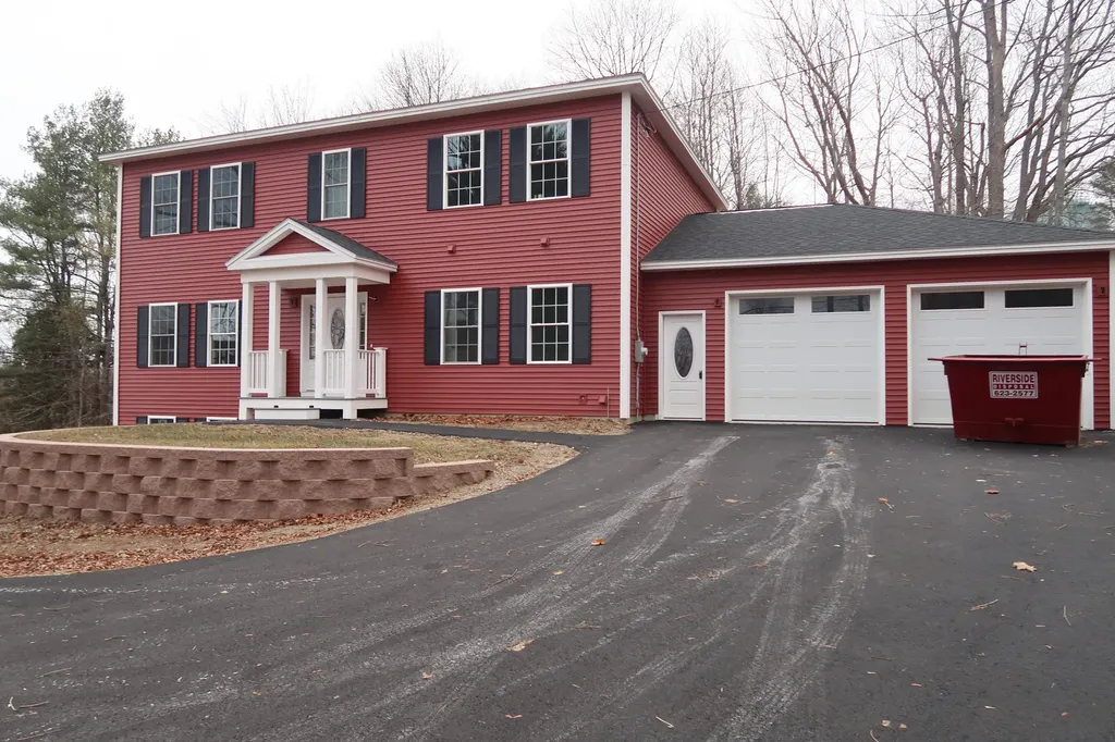 62 Winthrop Street Hallowell ME 04347