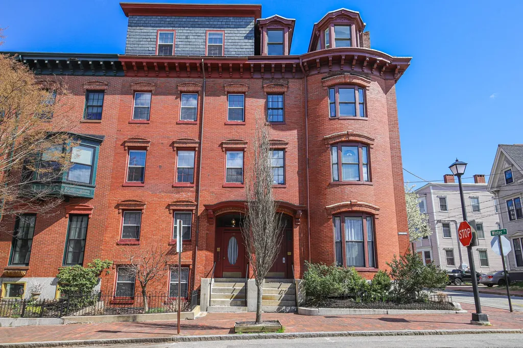 20 Pine Street Portland ME 04102