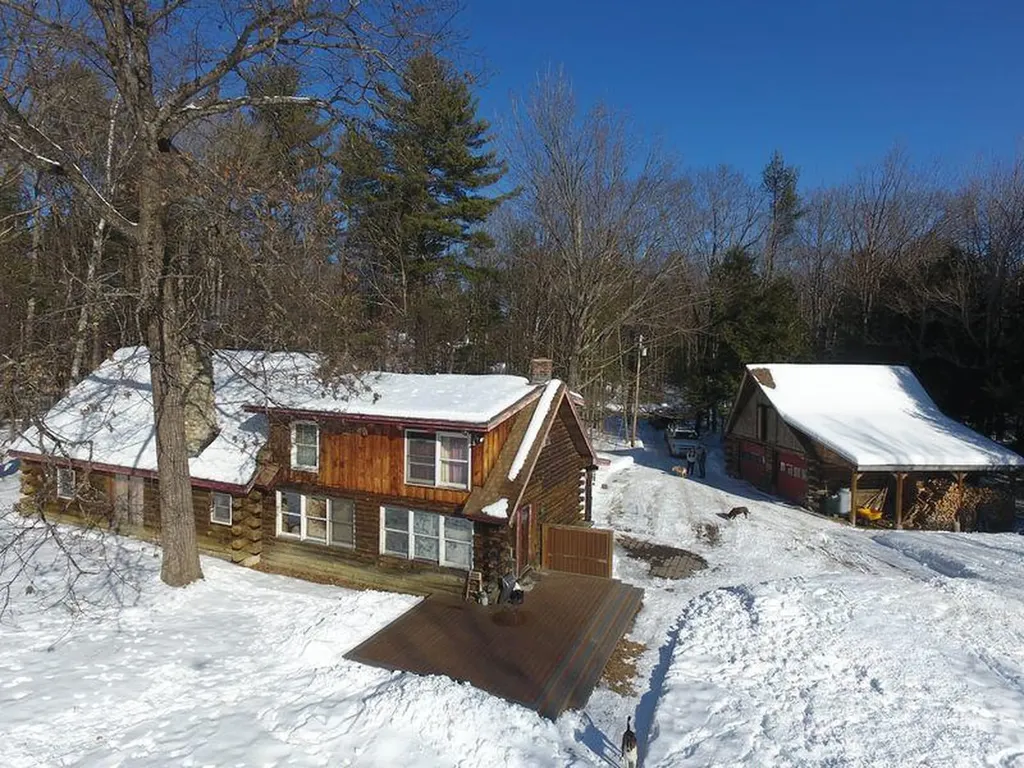 197 Quaker Lane Smithfield ME 04978