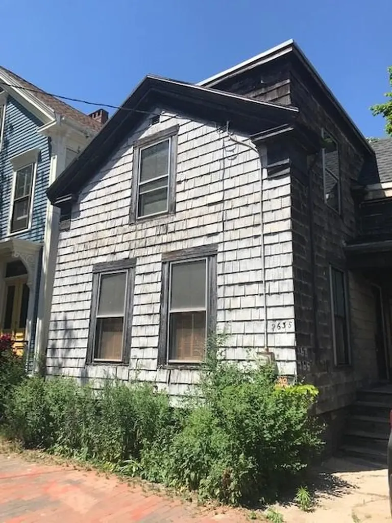 263 Brackett Street Portland ME 04102