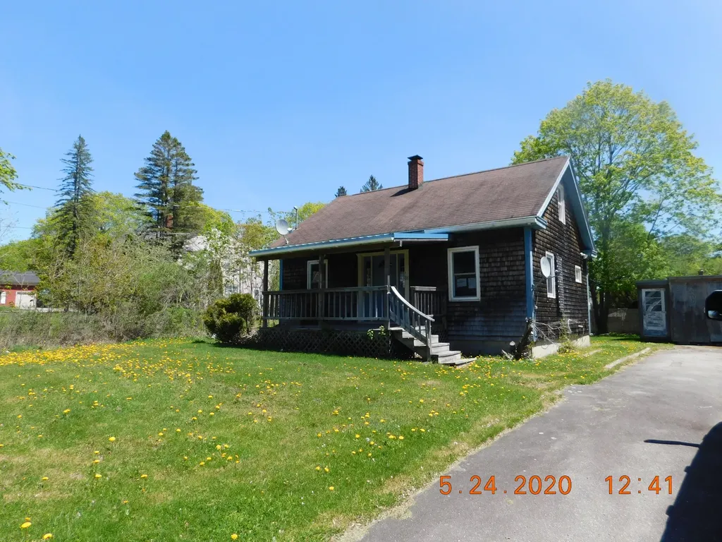 88 Calais Avenue Calais ME 04619