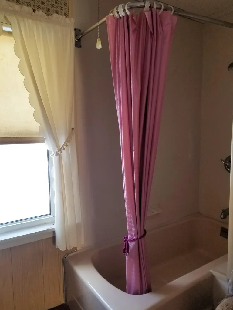 1559 Washington Street Bath ME 04530