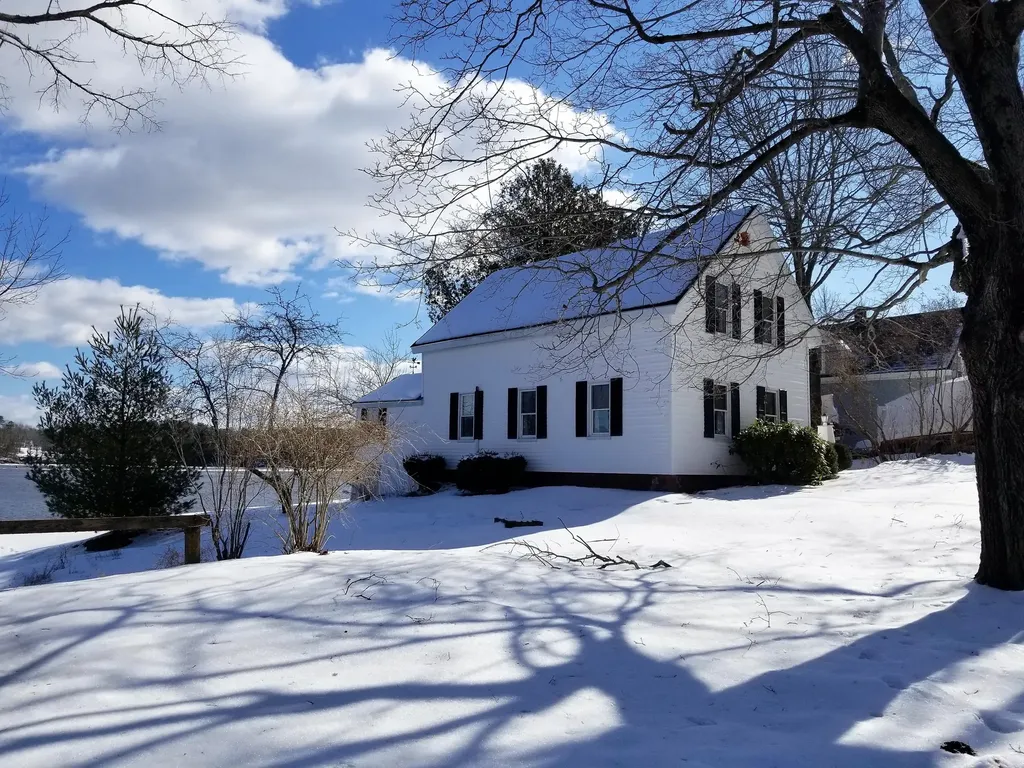 1559 Washington Street Bath ME 04530