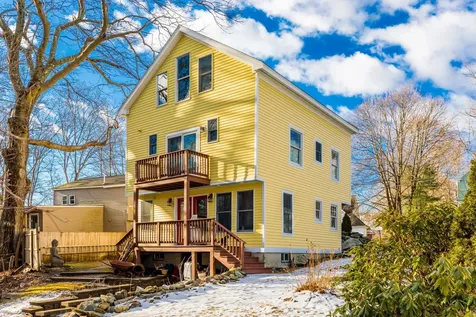 19 Cross Street Kittery ME 03904