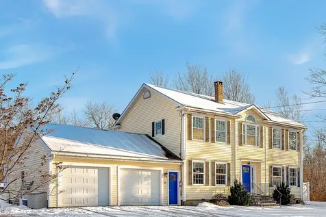 51 Mountain View Extension Rockland ME 04841