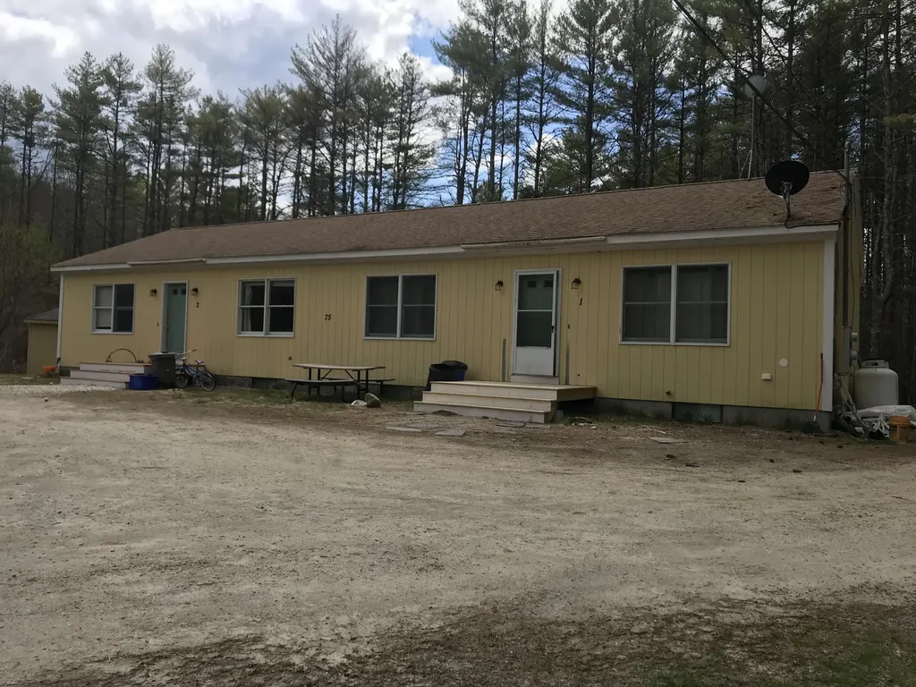 75 Mill Street Raymond ME 04071