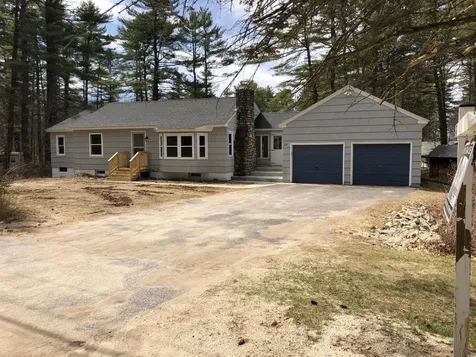 27 Cape Road Raymond ME 04071