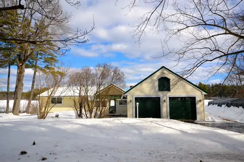 77 Meadow Road Raymond ME 04071