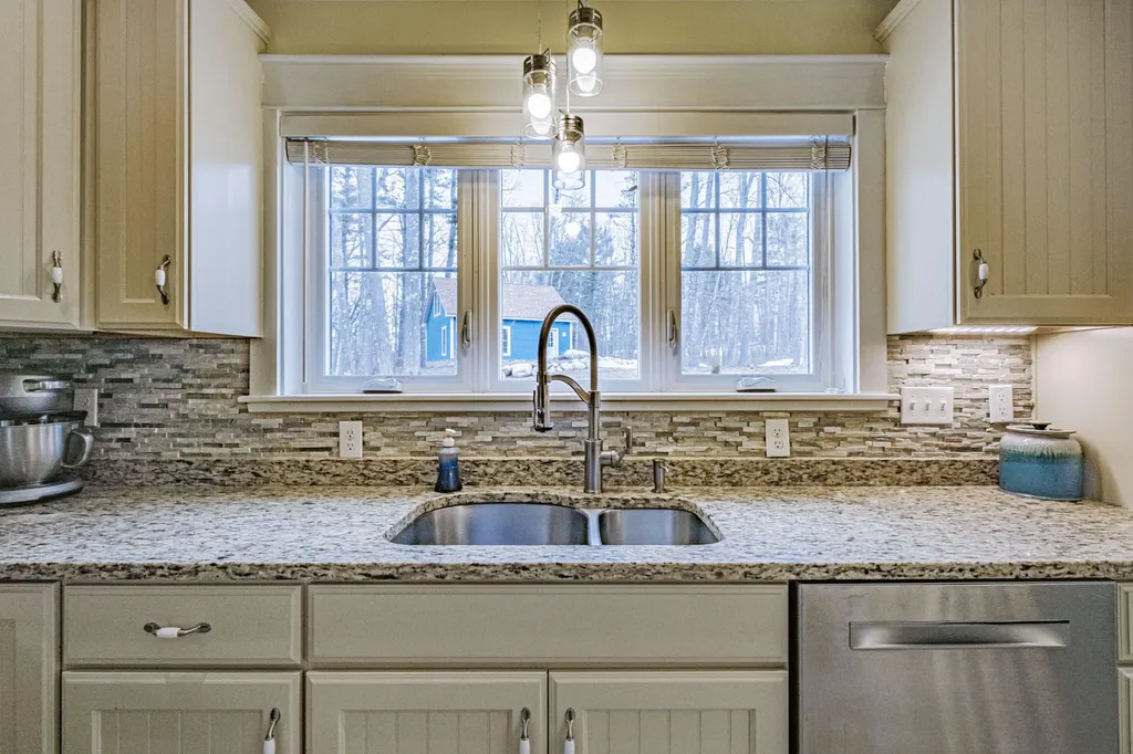 86 Cedar Lane Nobleboro ME 04555