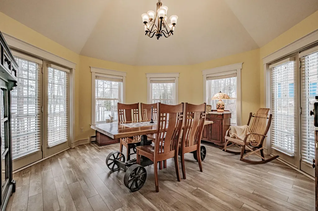 86 Cedar Lane Nobleboro ME 04555