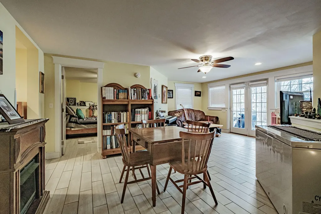 86 Cedar Lane Nobleboro ME 04555