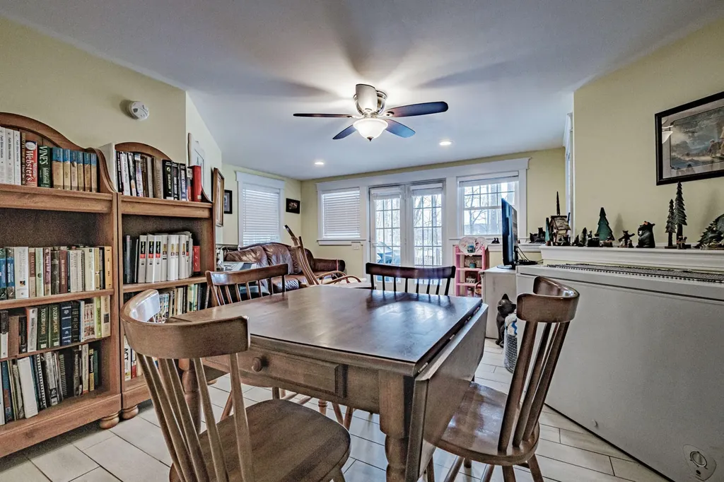 86 Cedar Lane Nobleboro ME 04555