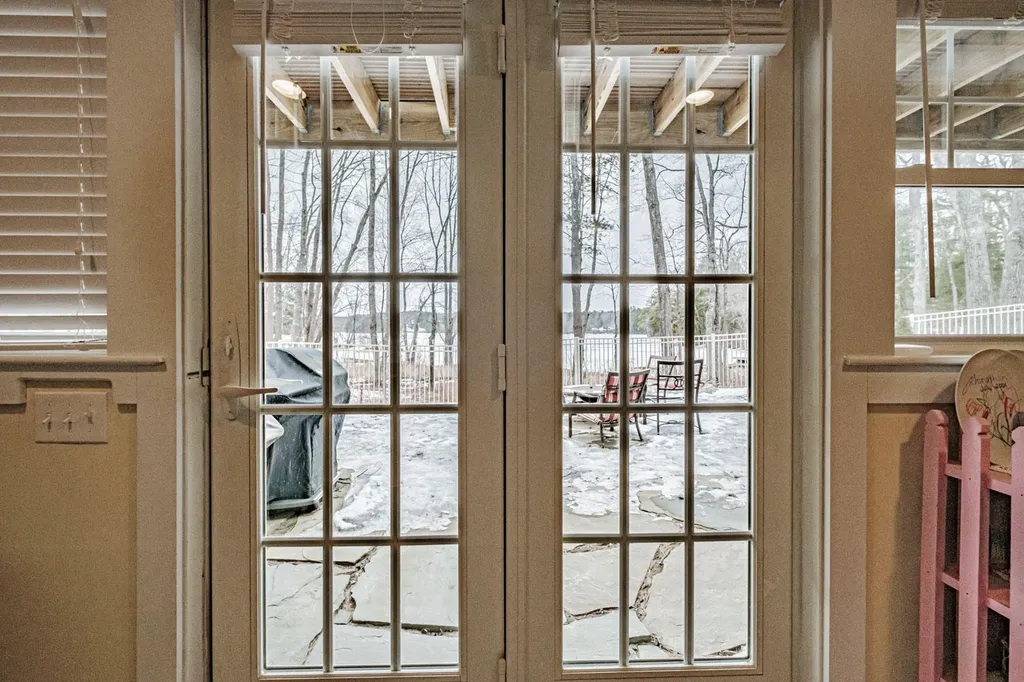 86 Cedar Lane Nobleboro ME 04555